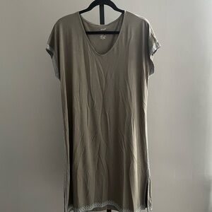 J. Jill Pure Jill Relaxed Embroidered T-shirt Dress Size Medium